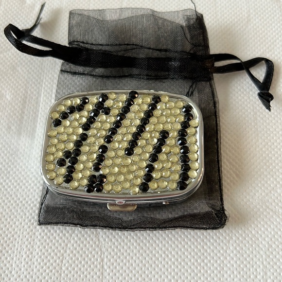 PILL BOX. ENHANCED WITH BLK/WHT CRYSTALS - Picture 1 of 7